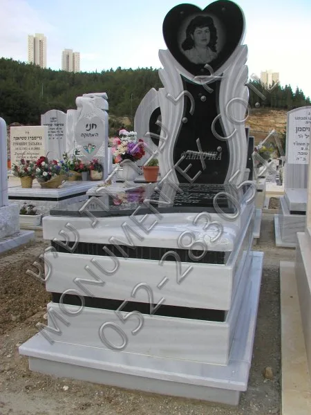 Эксклюзивные памятники